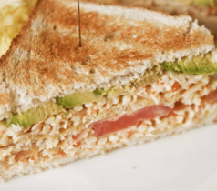 Club Sandwich au Râpé de la Mer Coraya